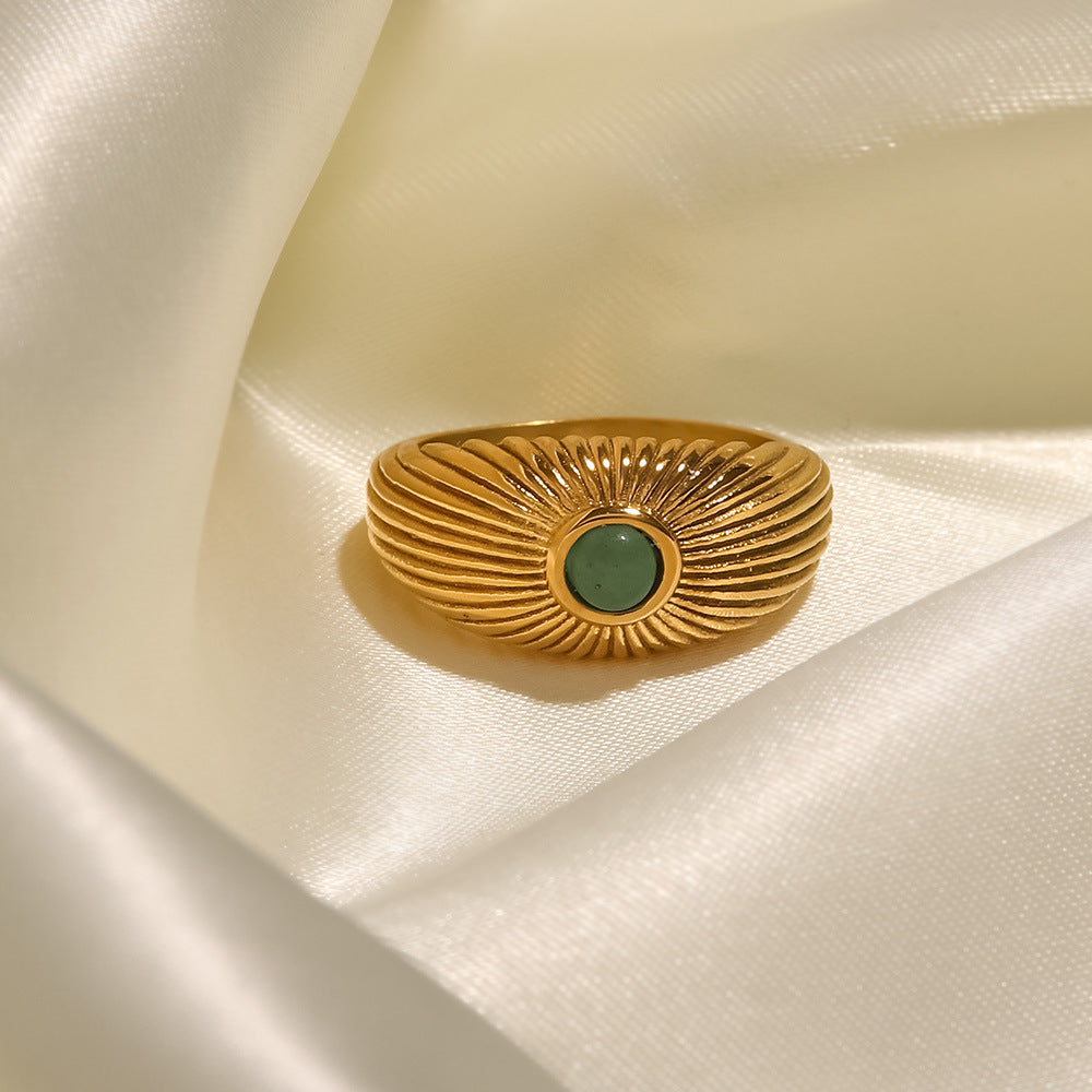 Emerald Radiance Ring