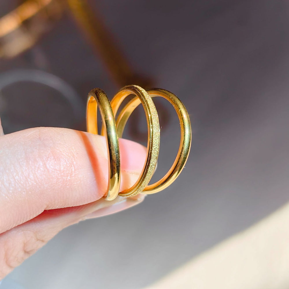 Trio Glow Ring Set – gold ring set