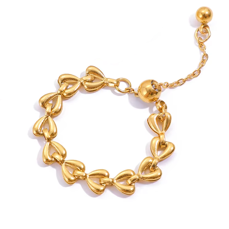 Heart String Ring – adjustable gold ring