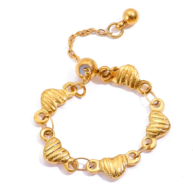 Linear Heart Ring – adjustable gold ring