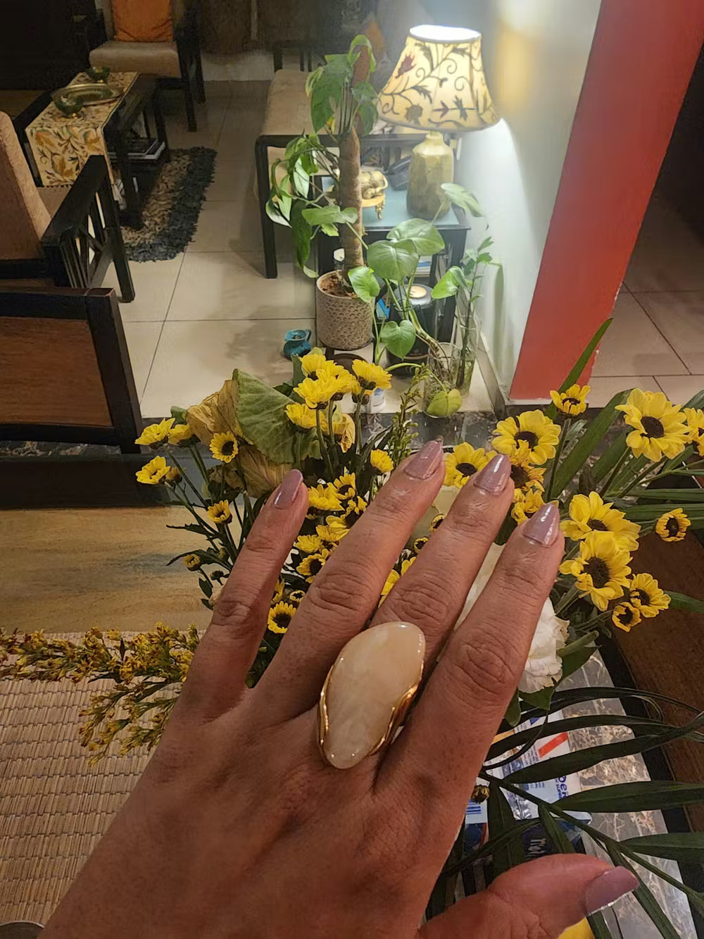 Riverbed Ring – White