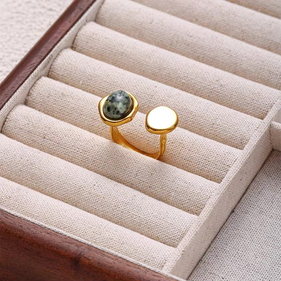 GemDrop Dual Ring – adjustable gold ring