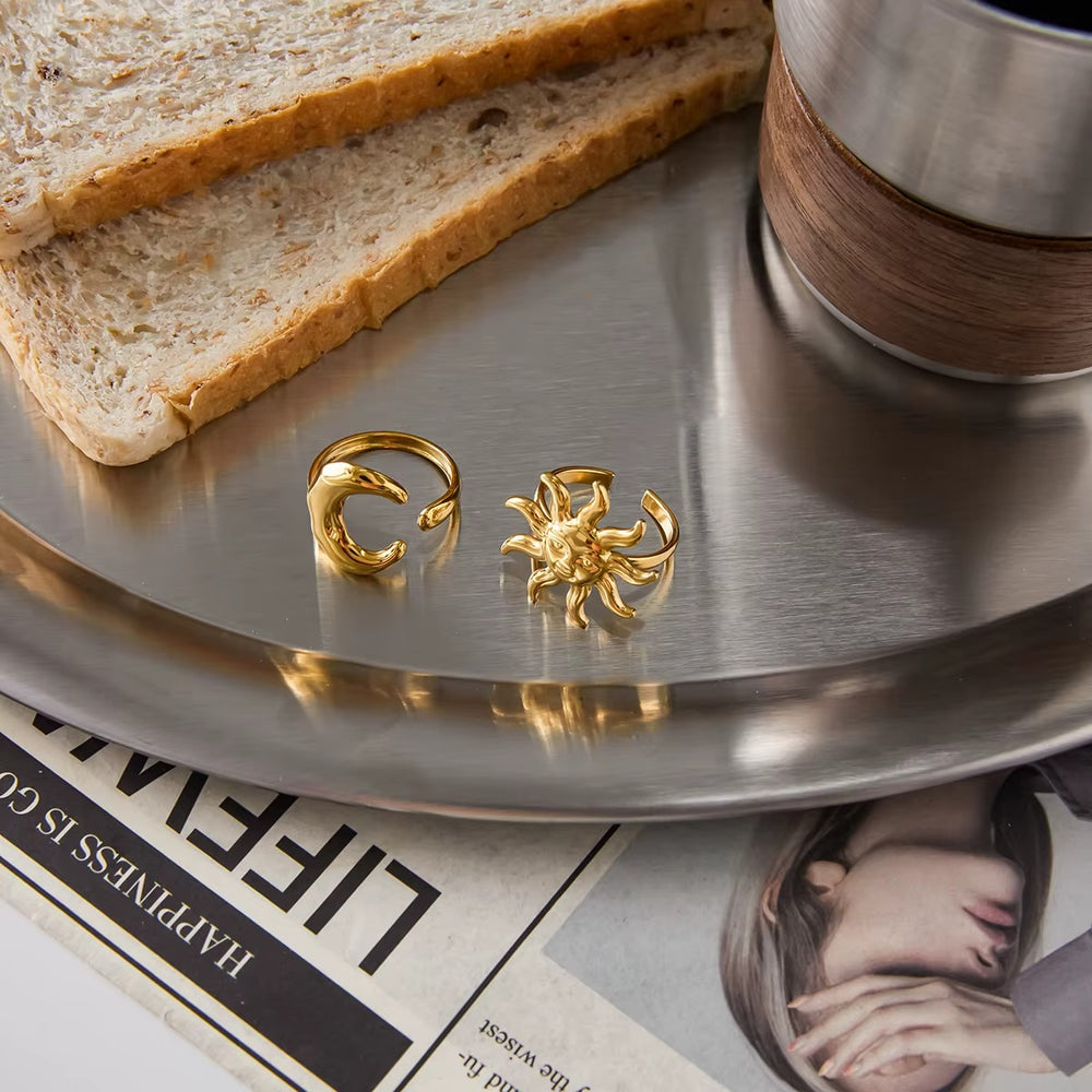 Cosmic Mood Rings – adjustable gold rings