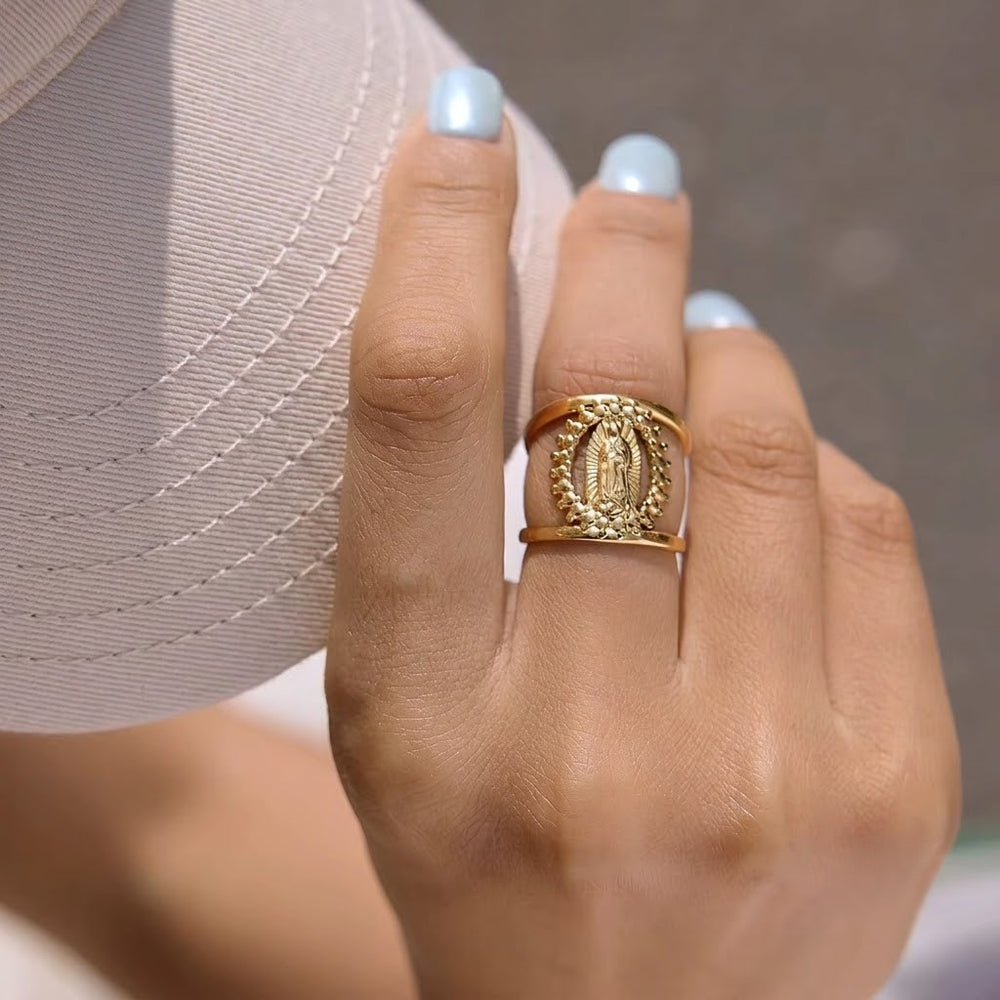 Medallion Ring – adjustable gold ring
