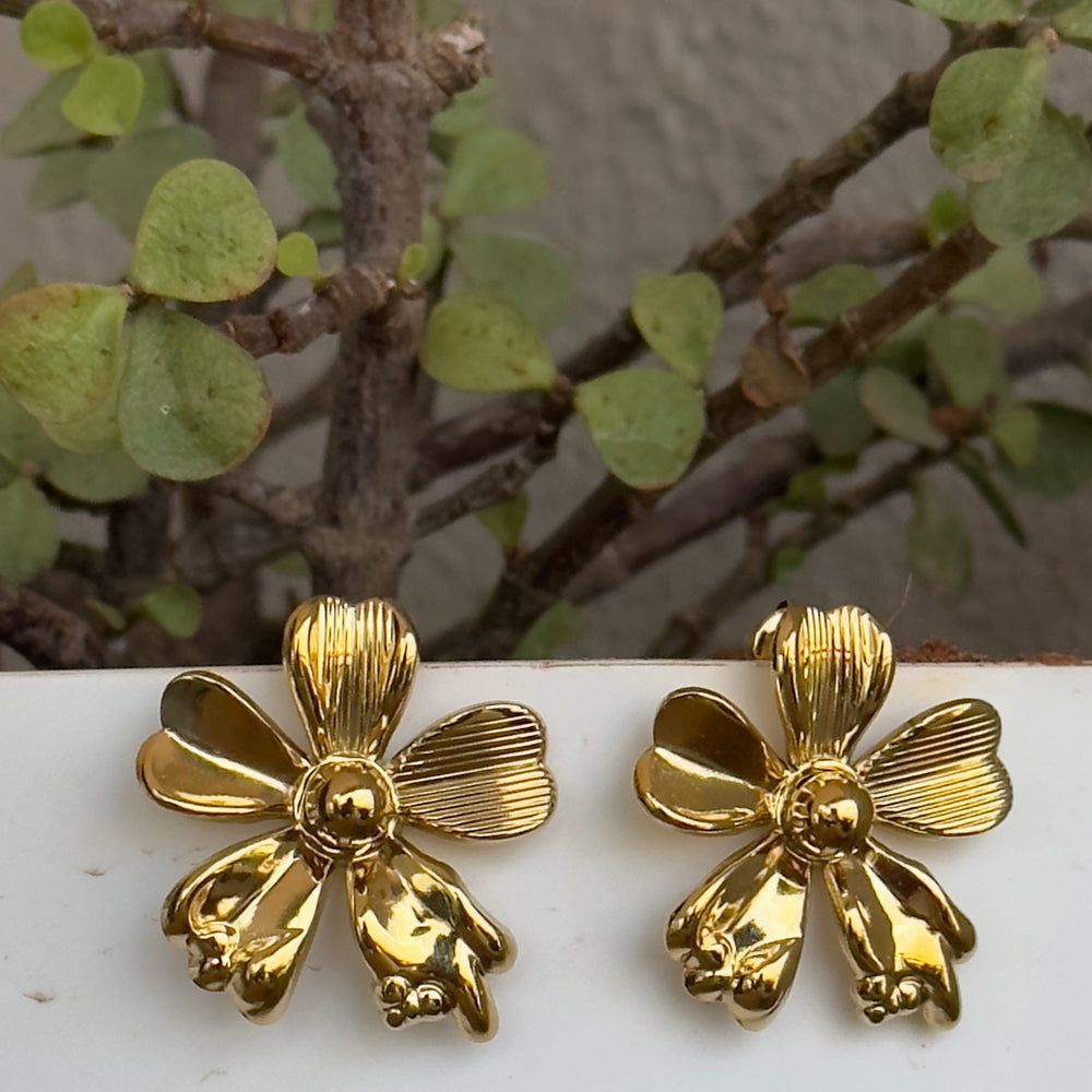 Golden Blossom Earrings – earrings