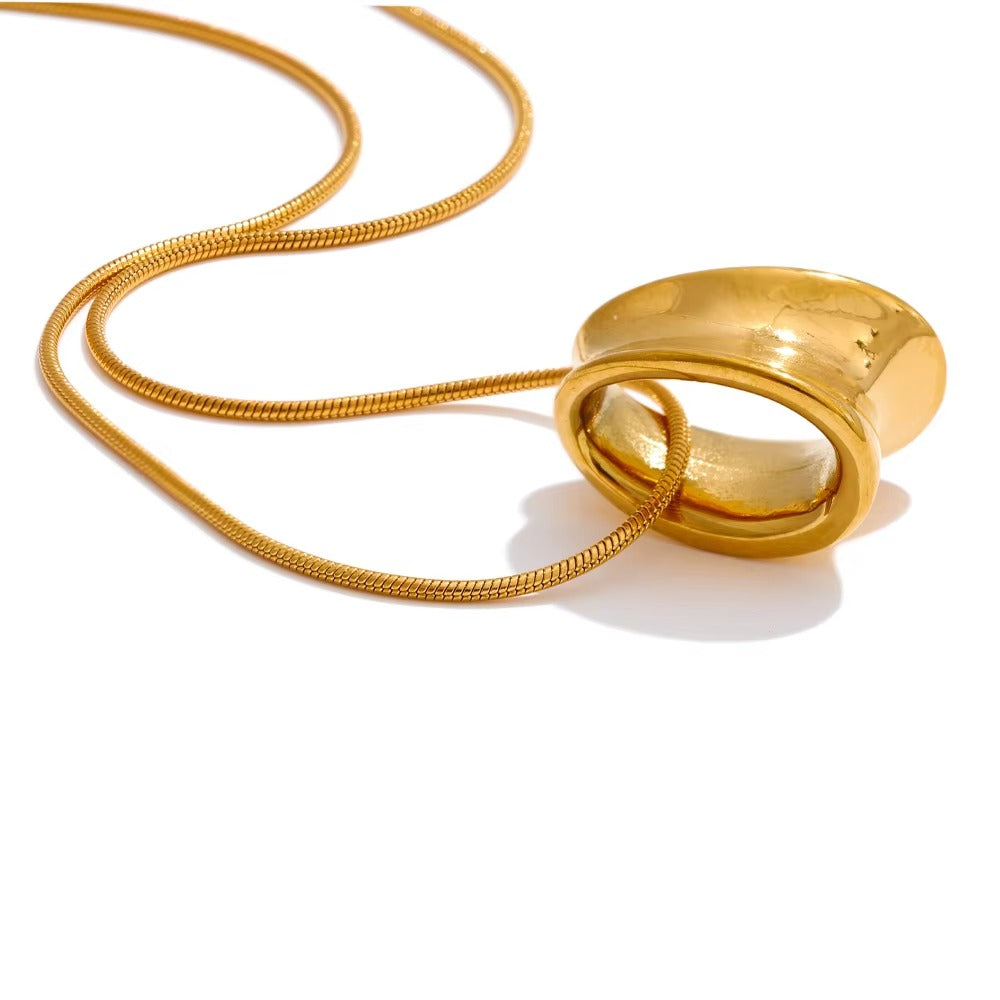 Bold Ring Pendant Necklace – gold necklace