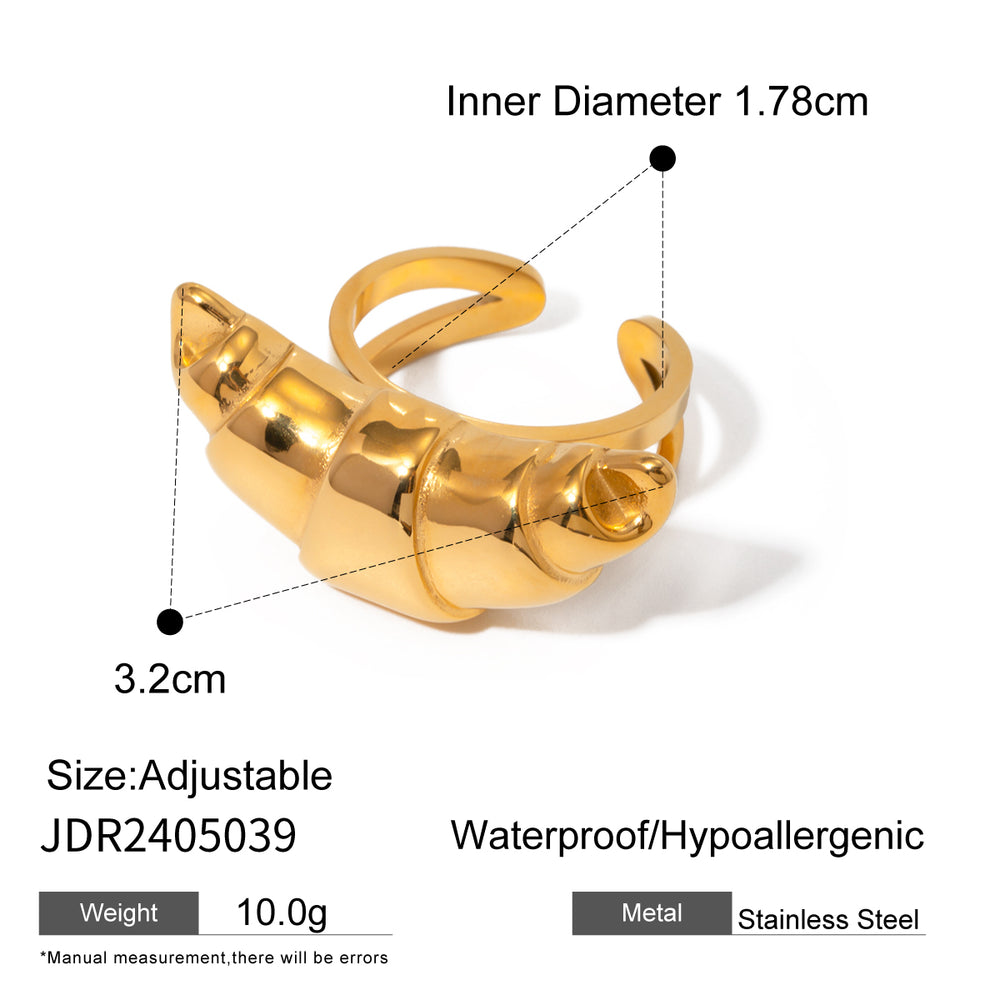 Croissant Ring – adjustable gold ring