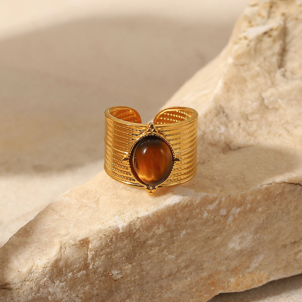 Velvet Void Ring – adjustable gold ring
