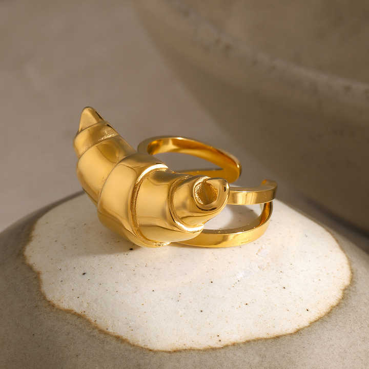 Croissant Ring – adjustable gold ring