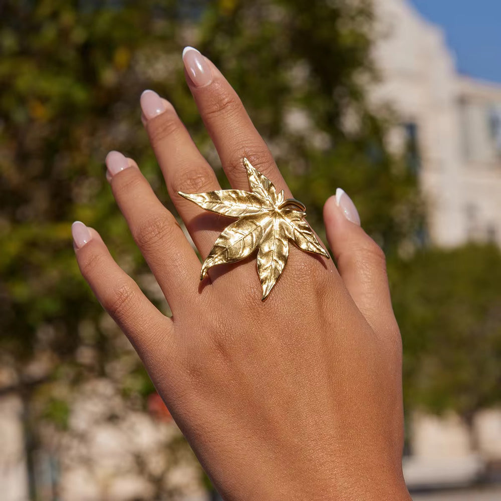 Golden Leaf Ring – adjustable gold ring