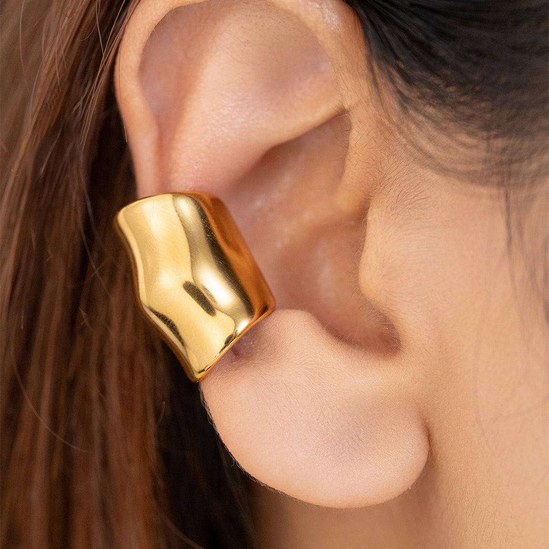 Molten Ear Cuff – Sculptural | Available in Gold or Silver – Svarn Jewels