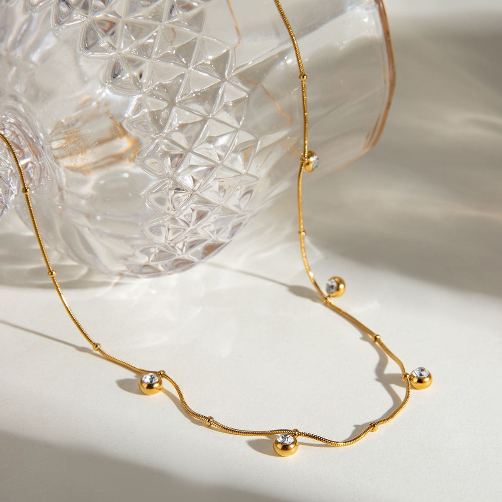 Dainty Drop Necklace – gold necklace with cubic zirconia stones
