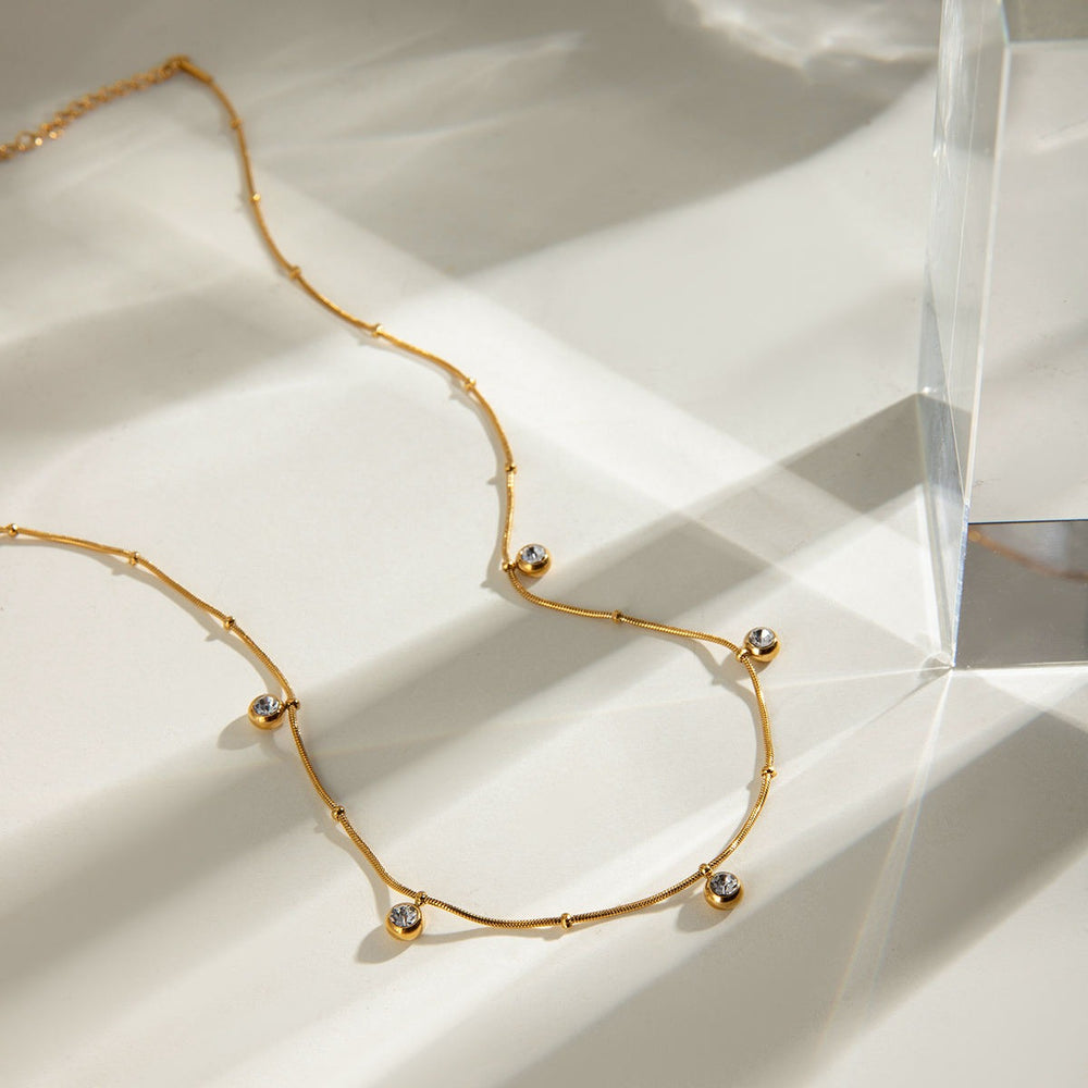 Dainty Drop Necklace – gold necklace with cubic zirconia stones