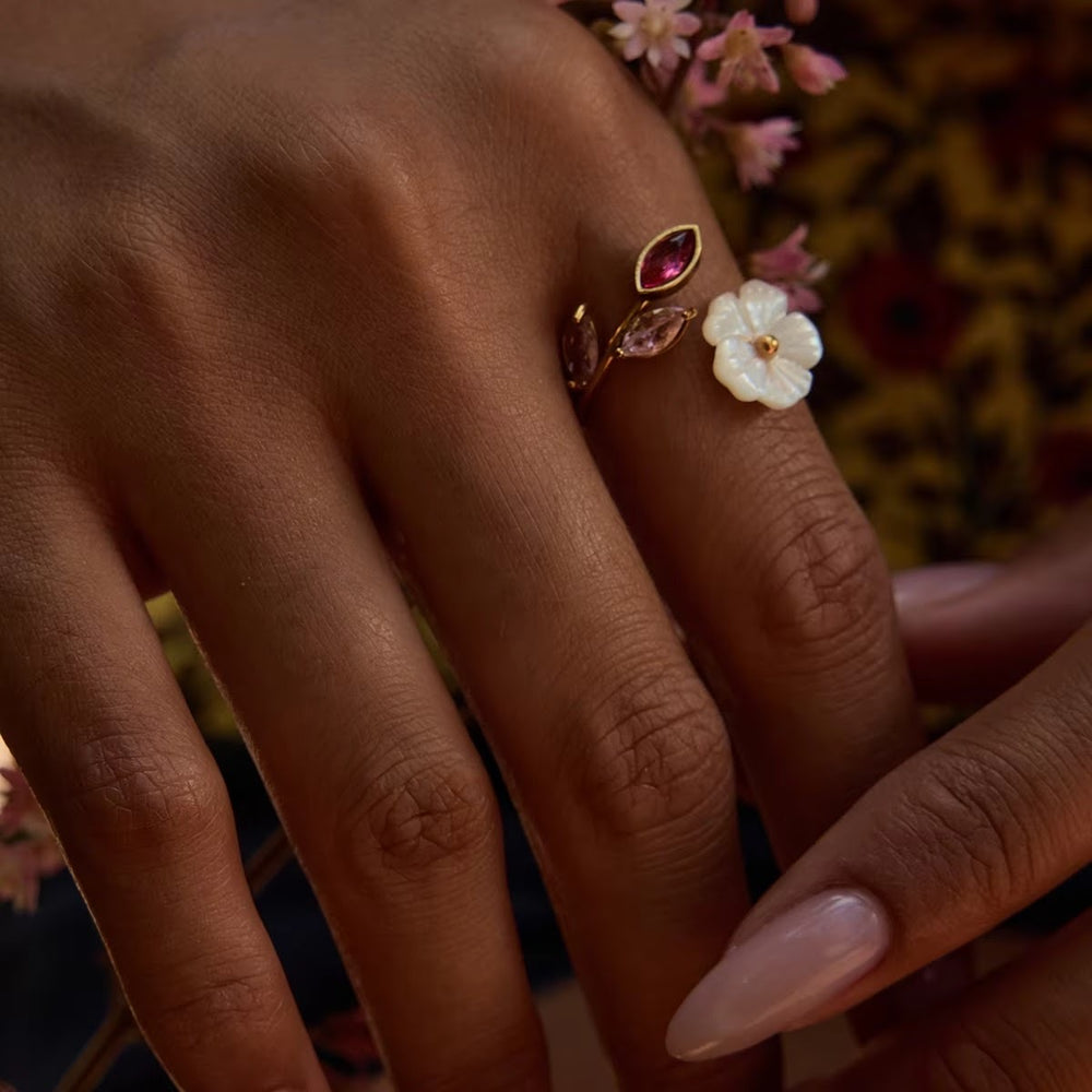 Pink Crystal & Flower Ring – adjustable gold ring