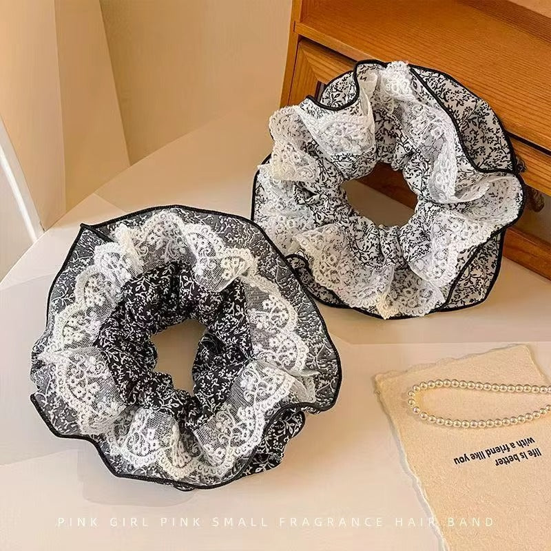 Lace Layered Jumbo Scrunchie – scrunchie