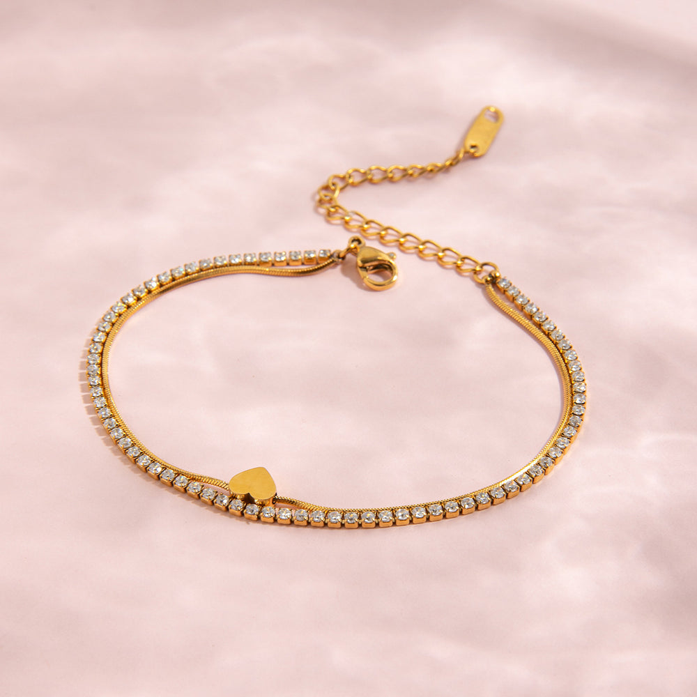 Heart String Bracelet – adjustable gold bracelet