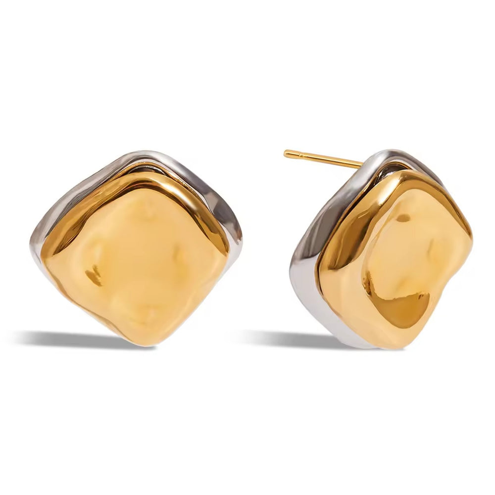 Gilded Ripple Studs – stud earrings