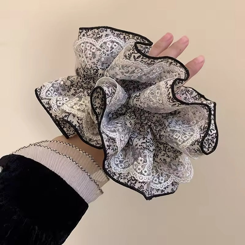 Lace Layered Jumbo Scrunchie – scrunchie