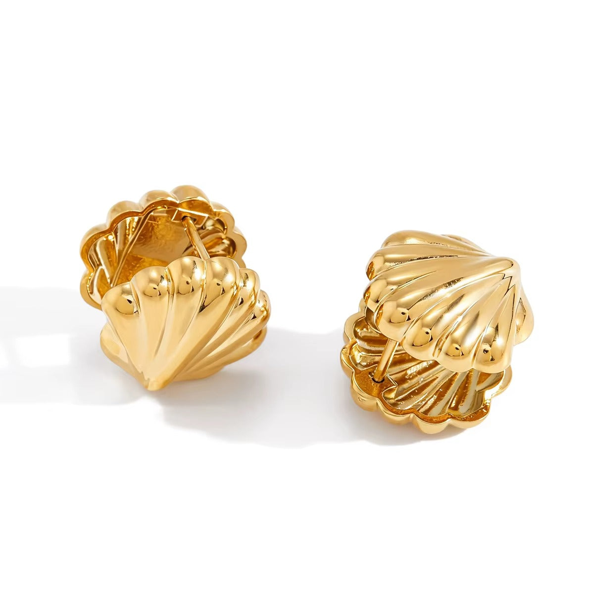 Glow Shell Shell Glow Huggies | 18K Gold Plated Stainless Steel – Svarn Jewels