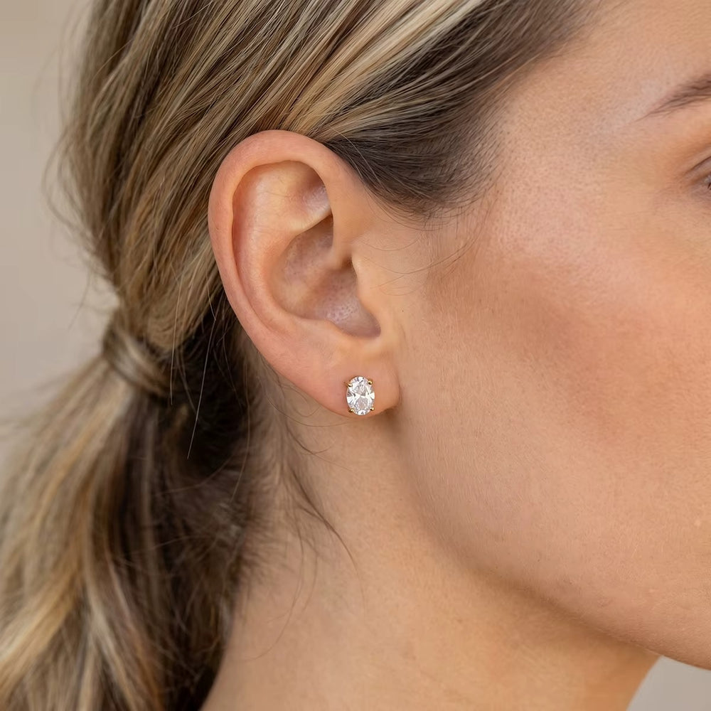 Mini Radiant Studs – gold stud earrings