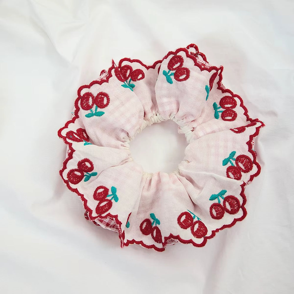 Cherry Whirl Scrunchie – scrunchie