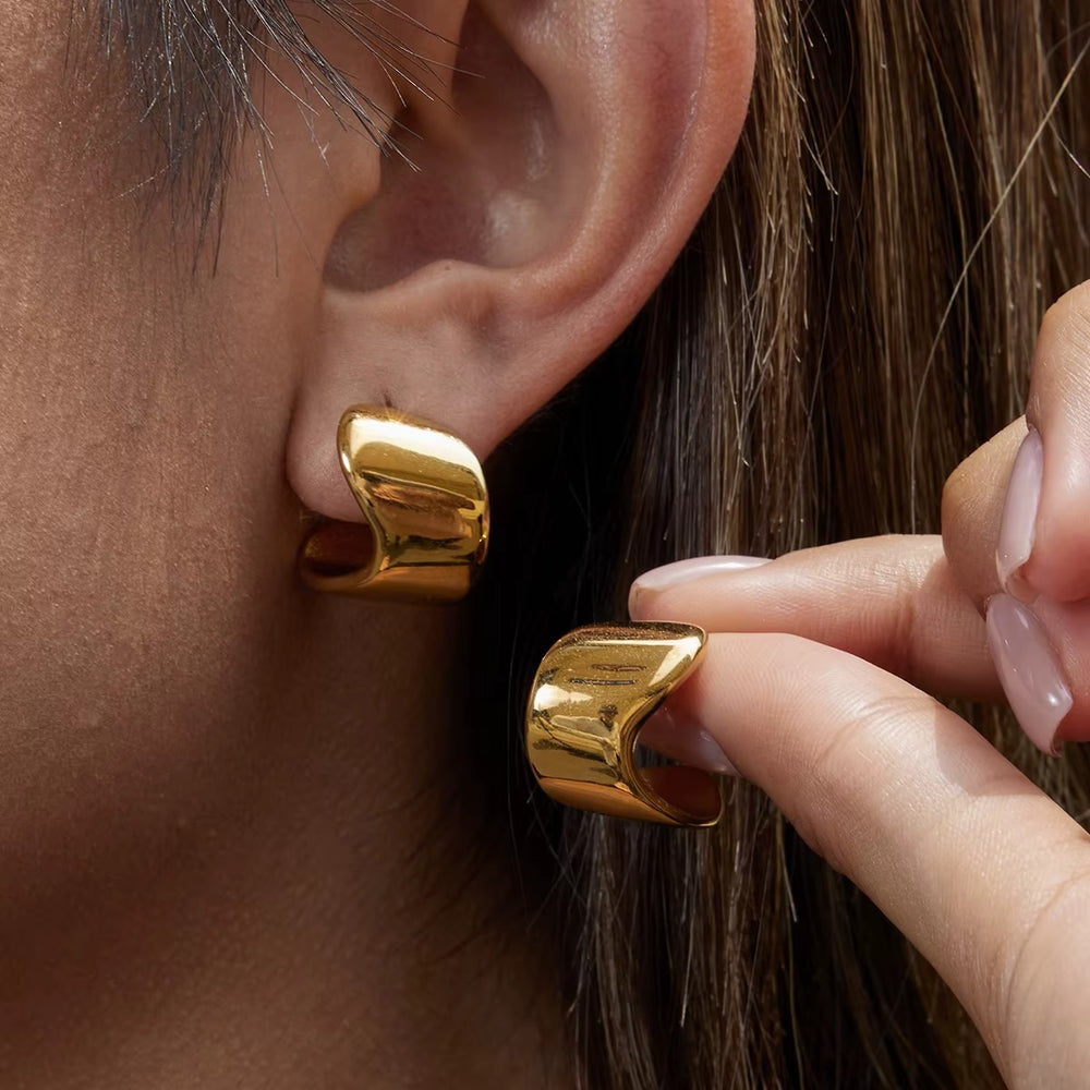 Molten Glow Earrings – gold earrings