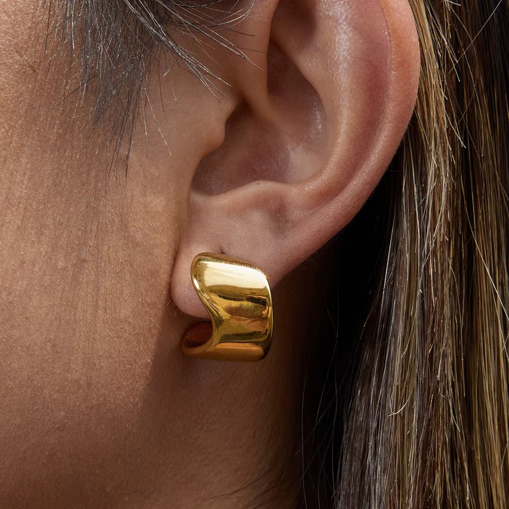 Molten Glow Earrings – gold earrings