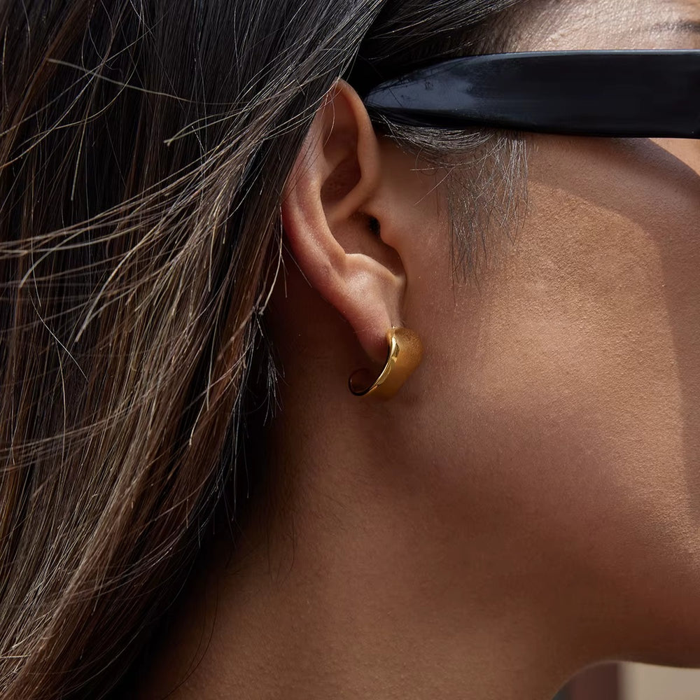 Molten Glow Earrings – gold earrings