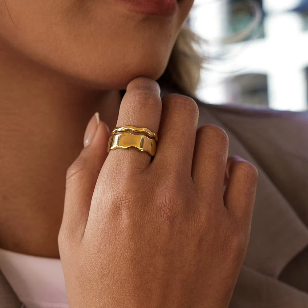 Ripple Melt Ring Set – adjustable gold ring set