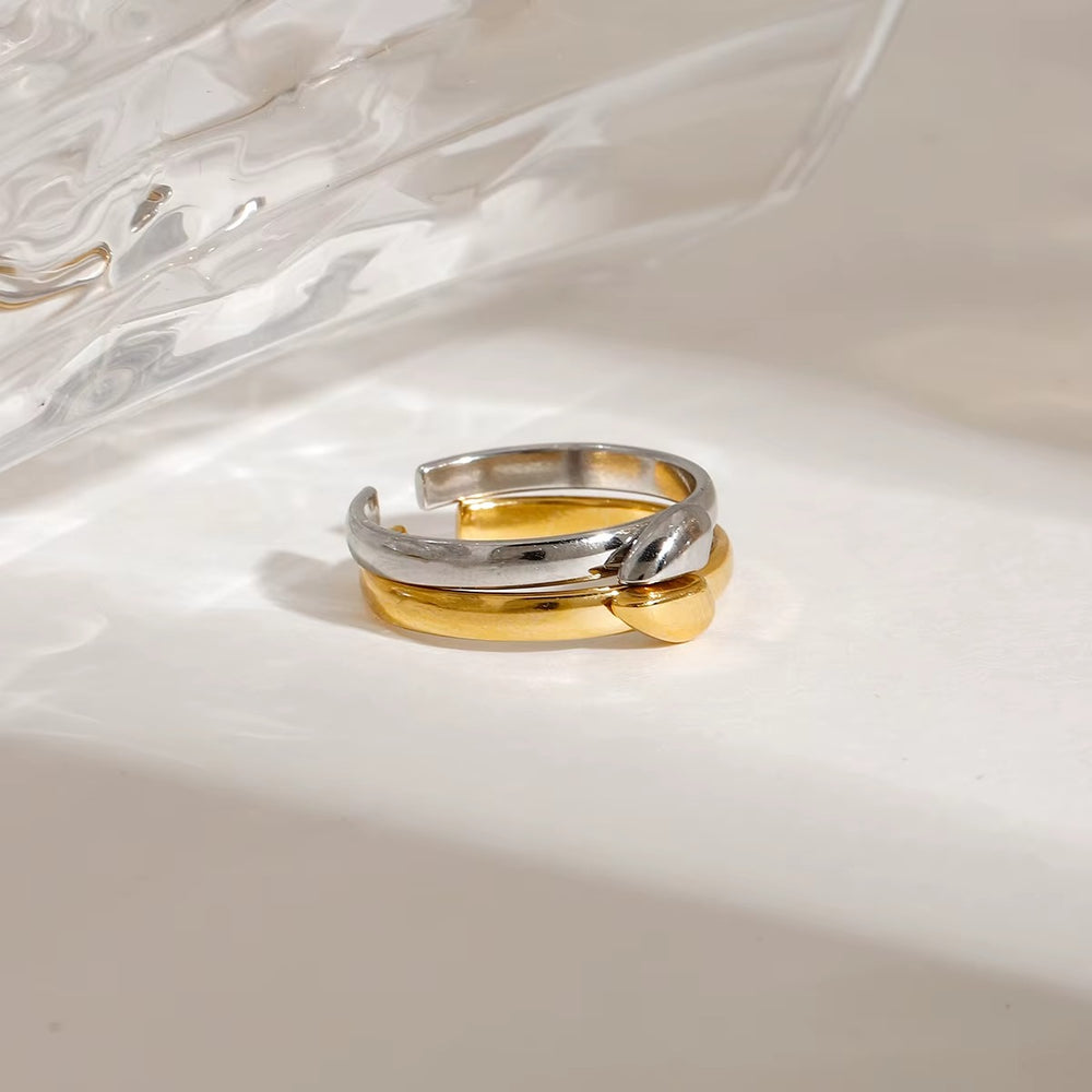 Linked Heart Ring – adjustable ring