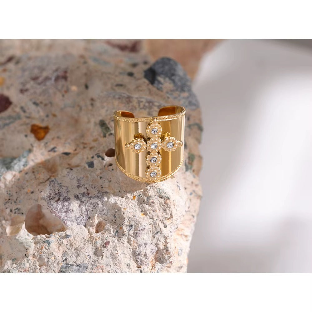 Halo Cross Ring – adjustable gold ring