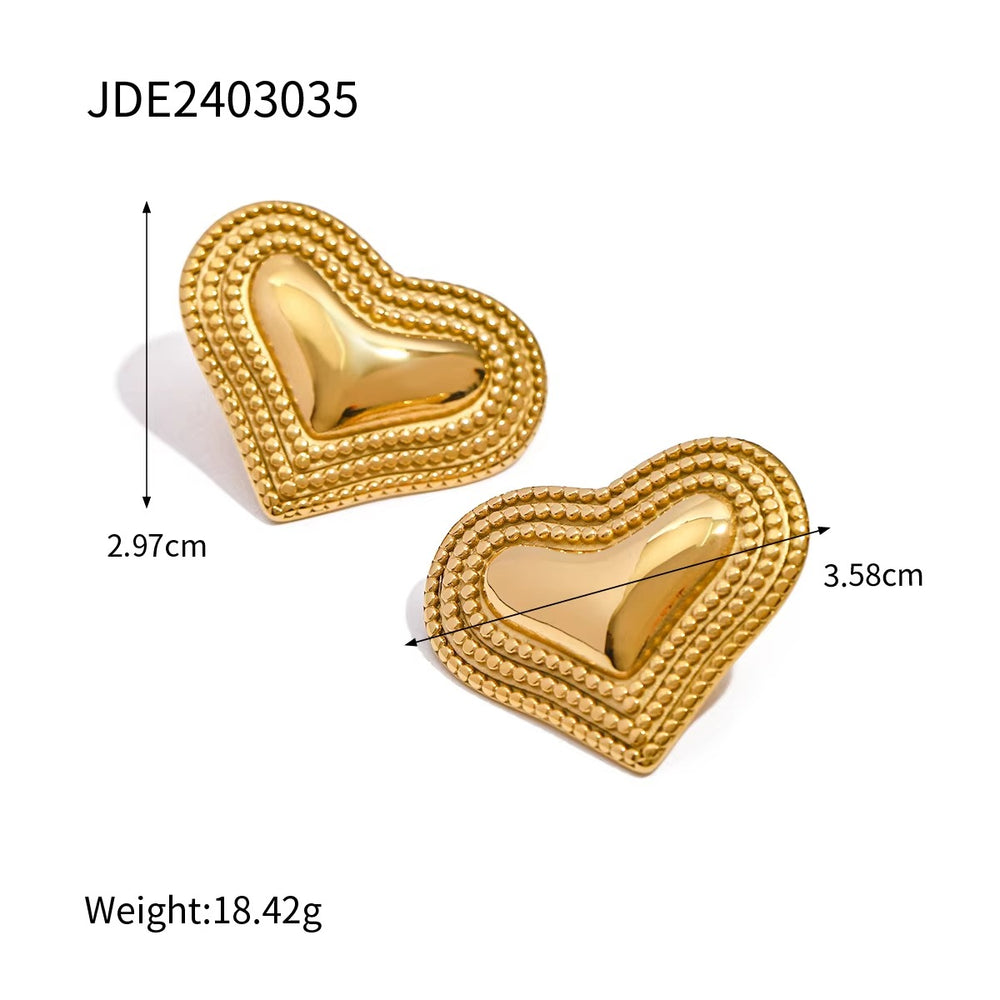 Amoura Studs – gold stud earrings