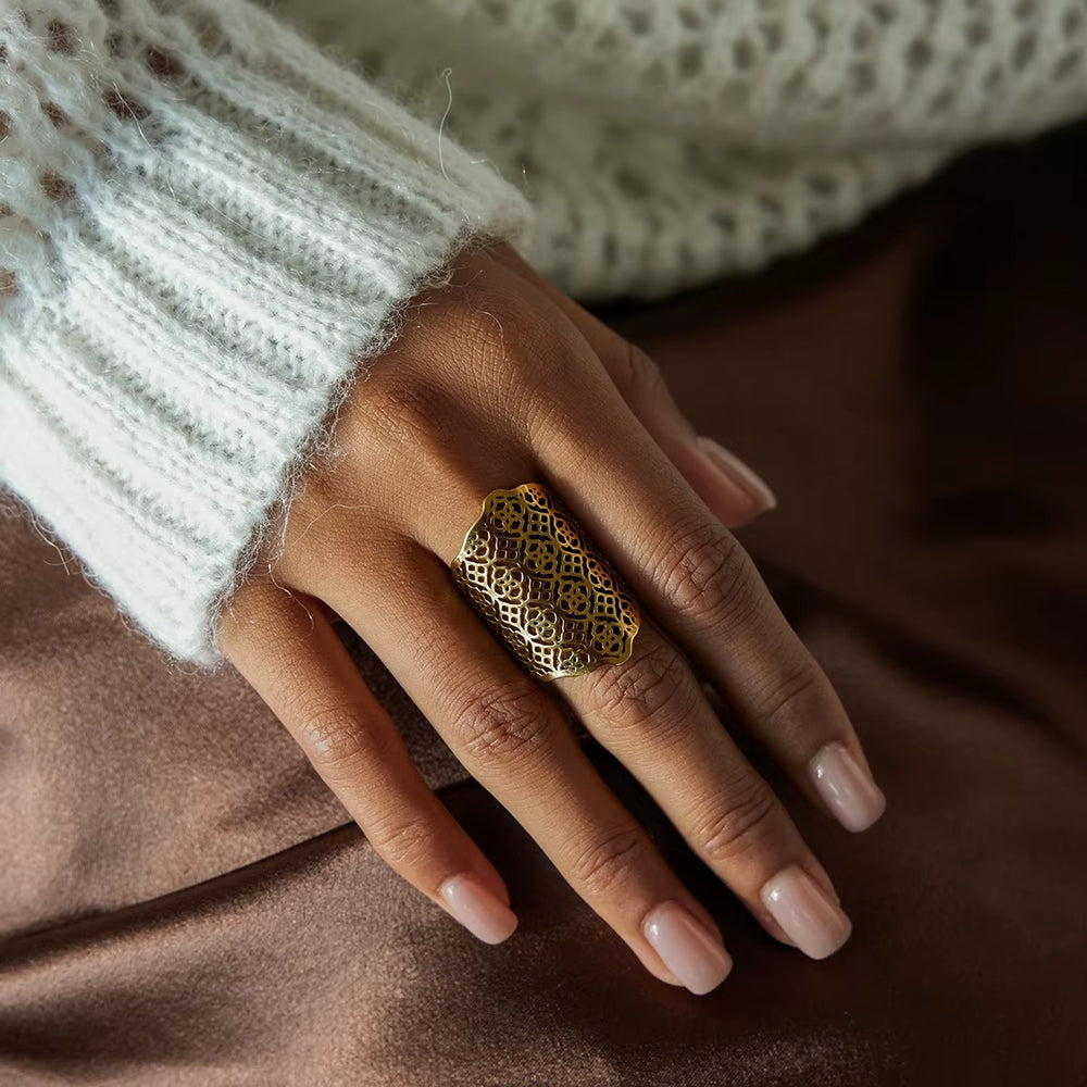 Golden Lattice Ring – adjustable gold ring
