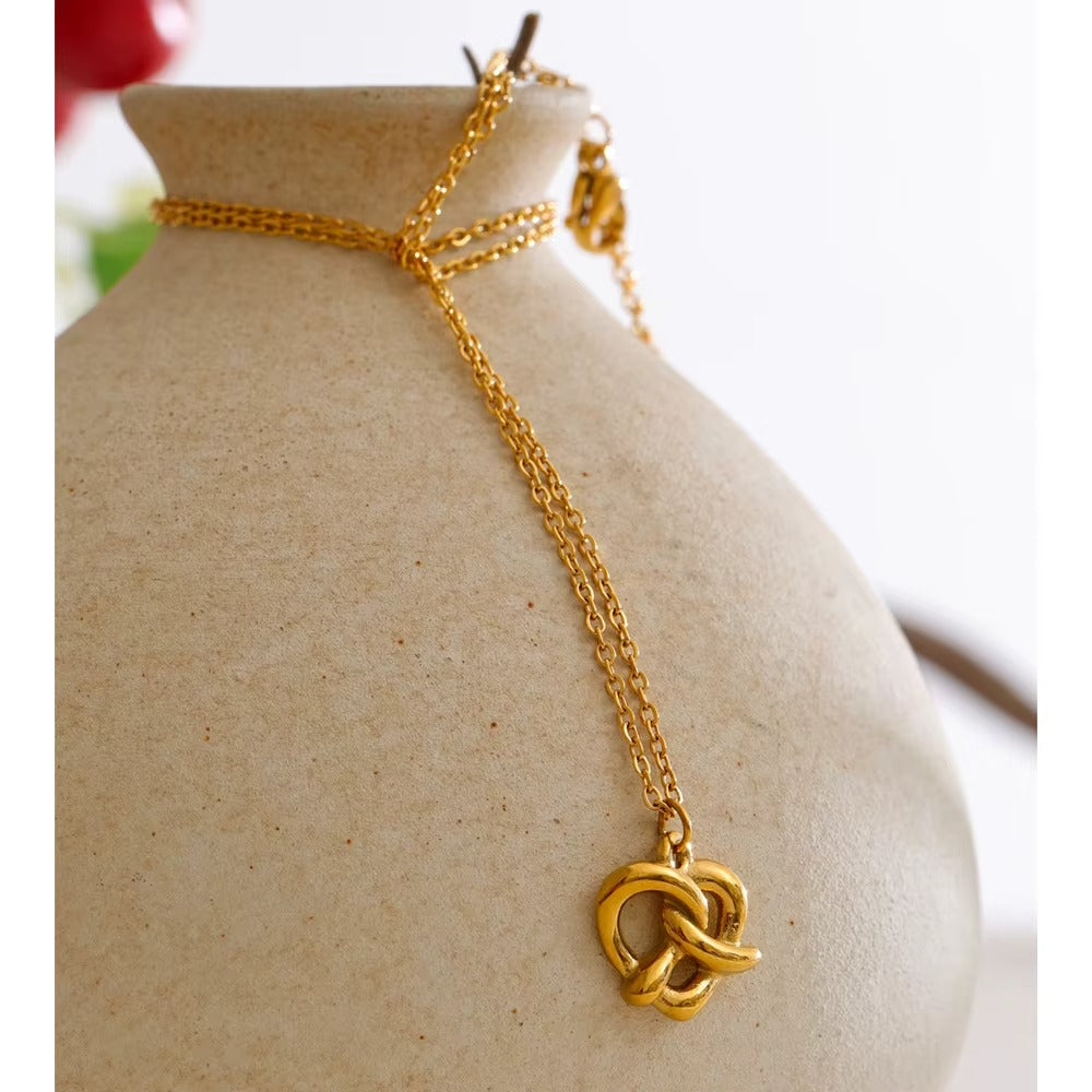Knot Theory Necklace – gold necklace