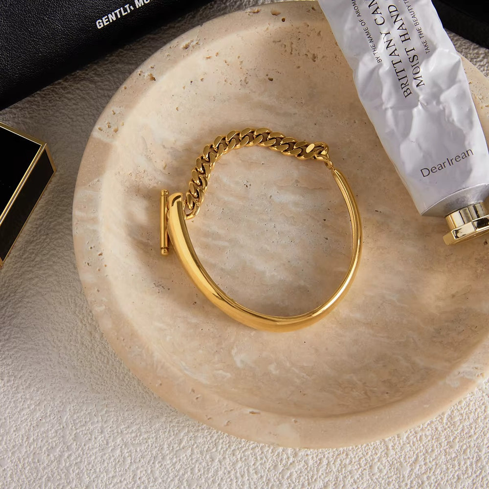 Luna Lock Bracelet – gold cuff bracelet with toggle lock detail
