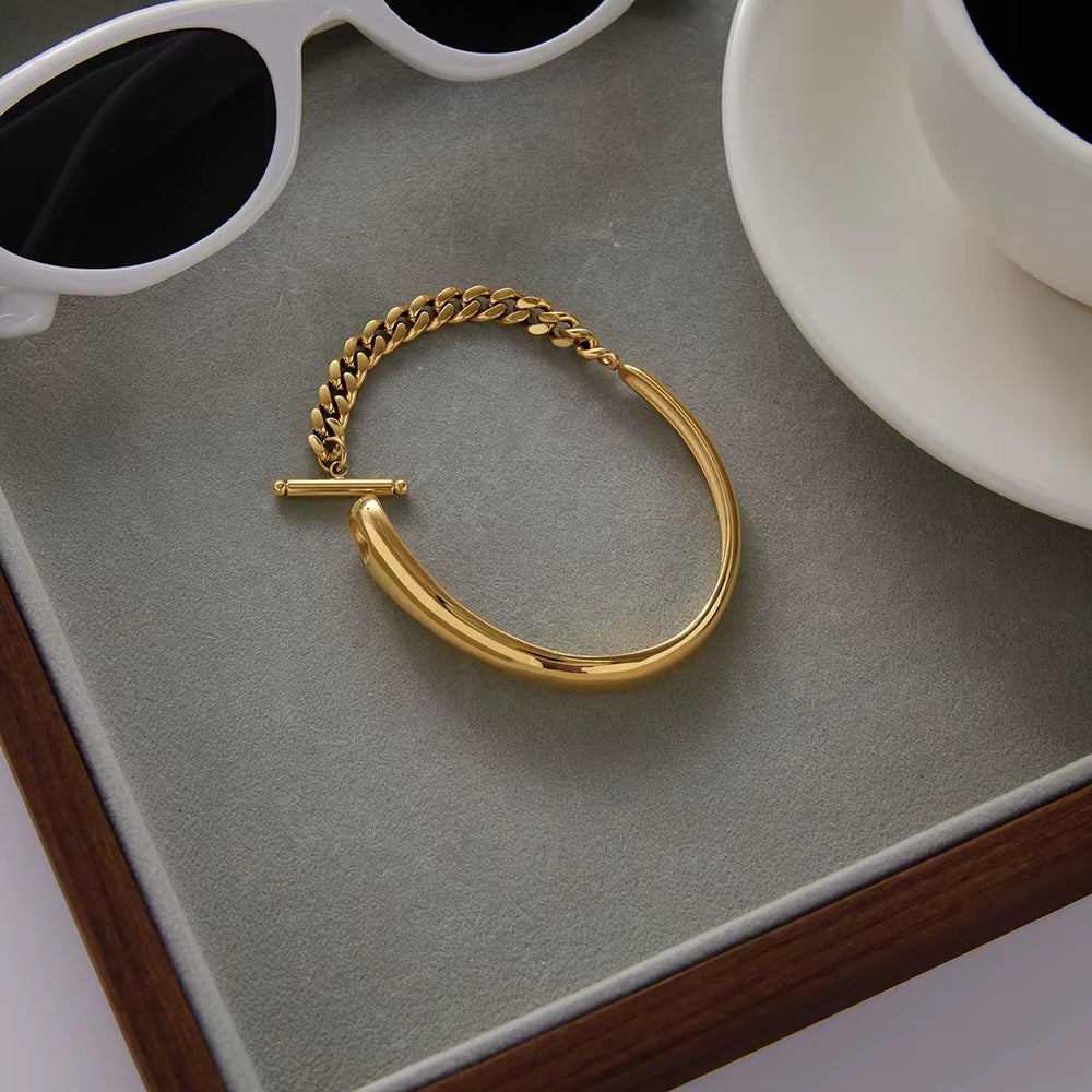 Luna Lock Bracelet – gold cuff bracelet with toggle lock detail