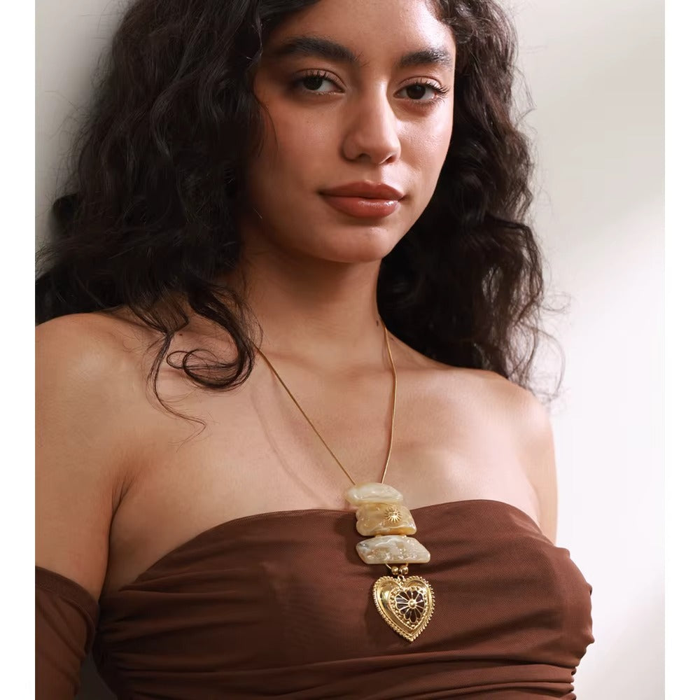 Heirloom Heart Necklace – gold necklace
