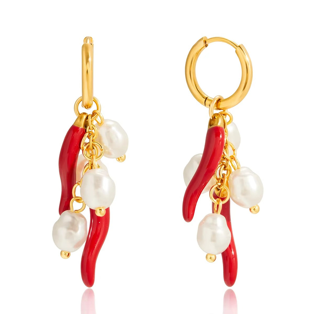 Chilli Crush Drops – gold earrings with pearls
