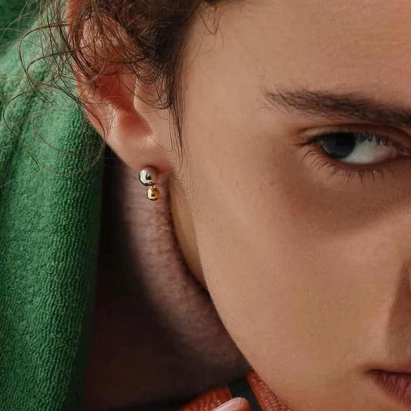 Dual Tone Glow Drops – gold earrings