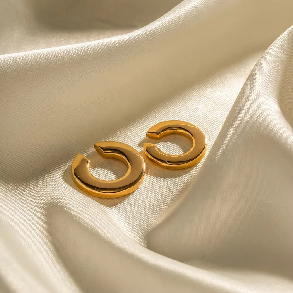 Bold Move Earcuff Set – gold ear cuff