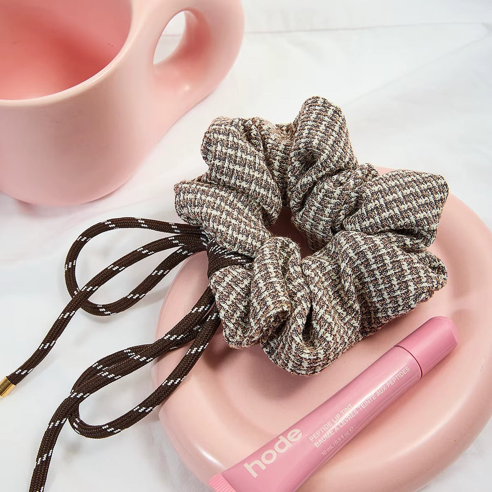 Tweed Bow Scrunchie – scrunchie