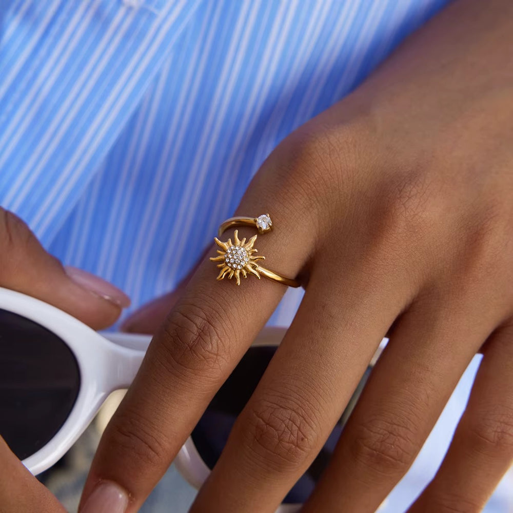 Sunburst Zircon Ring – adjustable gold ring with cubic zirconia stones
