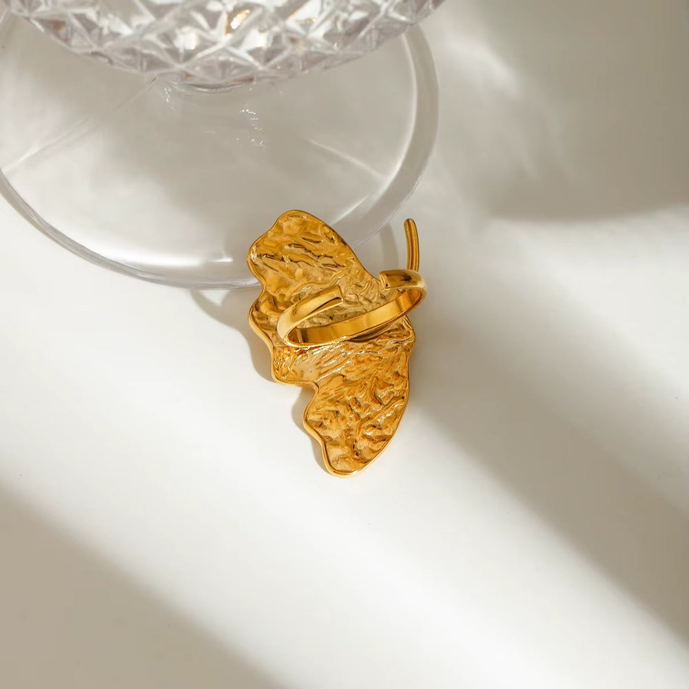 Bloom Sculpt Ring – adjustable gold ring