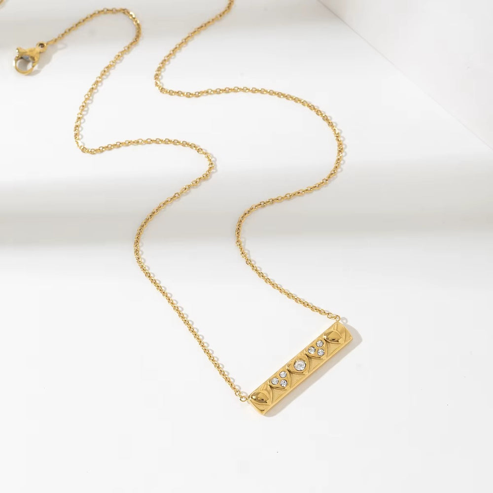 Heartline Bar Necklace – gold necklace