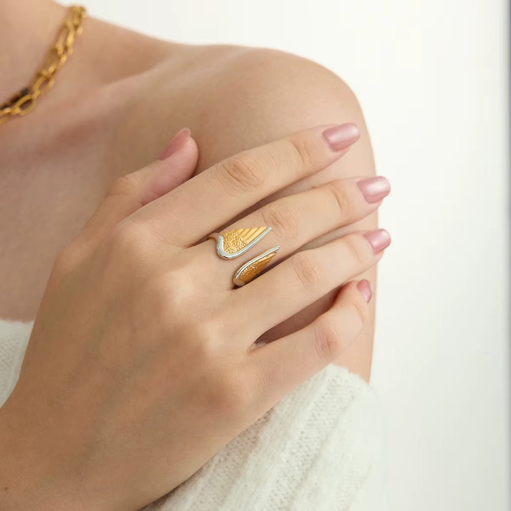 Auréa Wing Ring – adjustable ring