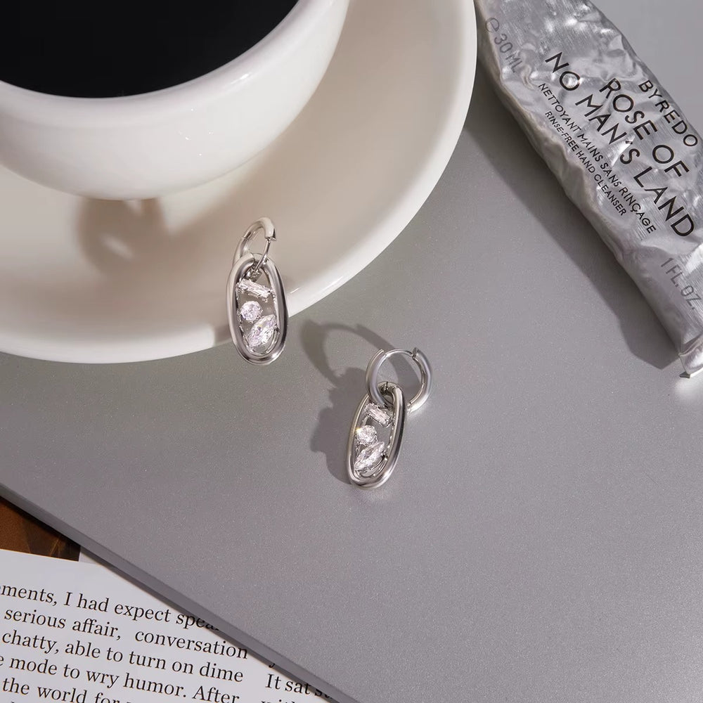 Glow Link Hoops – hoop earrings