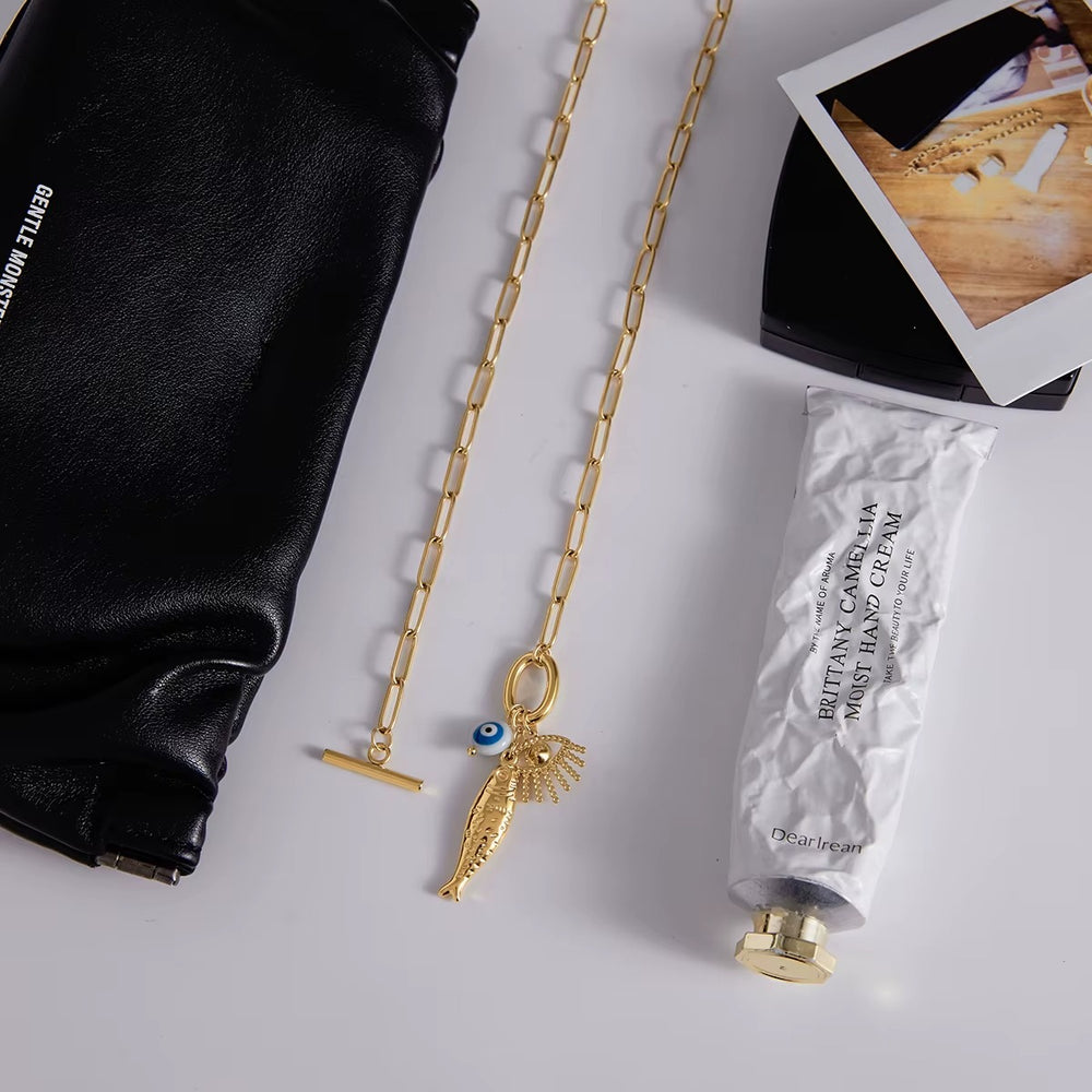Charm Theory – necklace