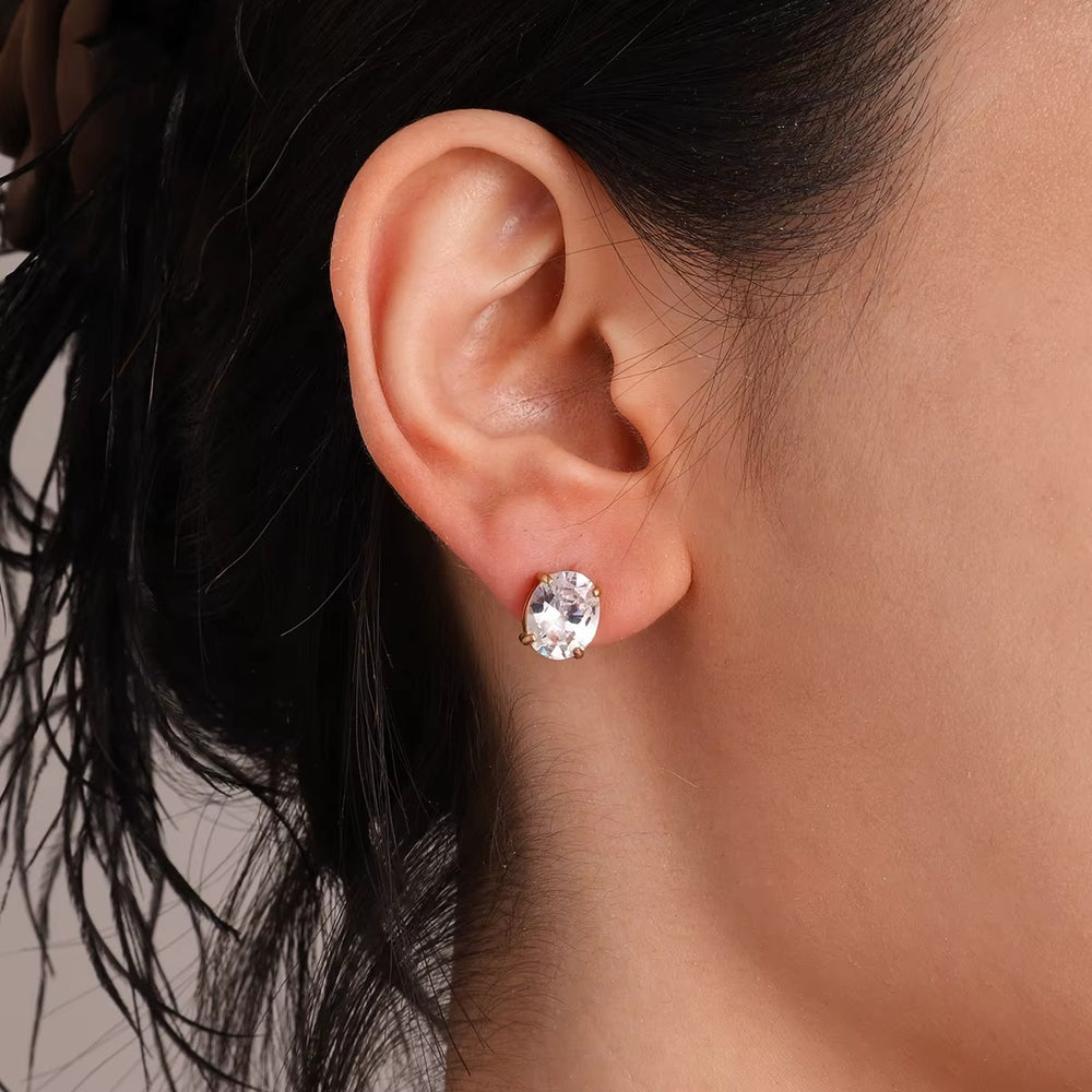 Radiant Oval Earrings – gold earrings