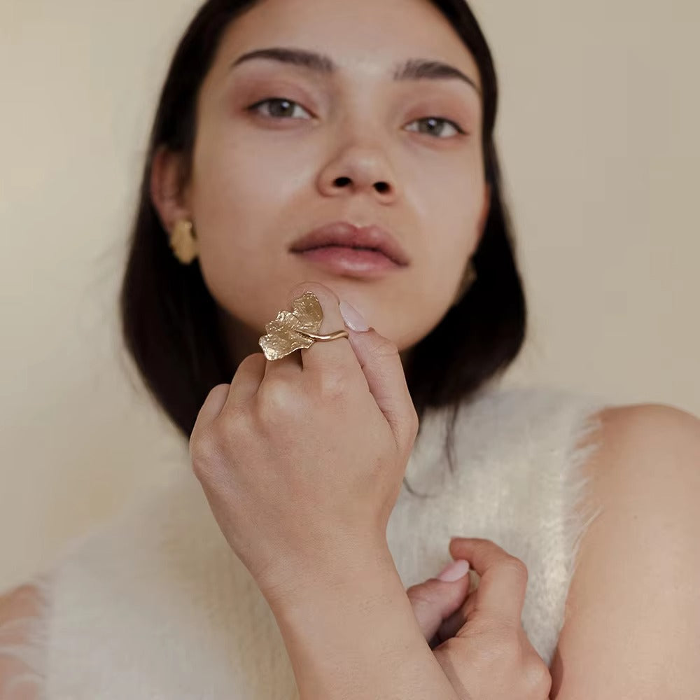 Bloom Sculpt Ring – adjustable gold ring