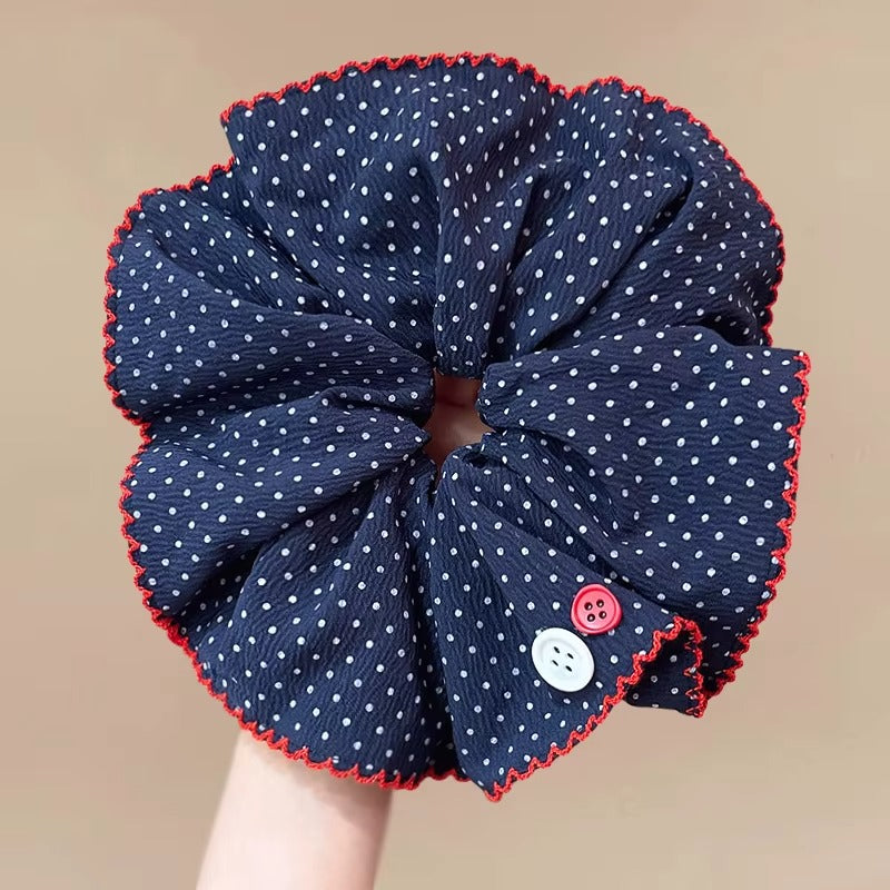 Retro Polka Scrunchie – scrunchie